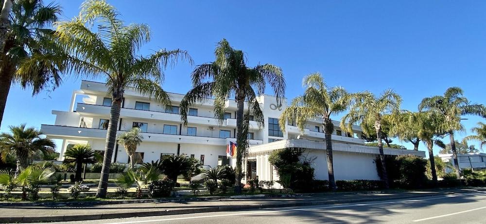 Hotel Club Clorinda Nuova Gestione 2024 Paestum Exterior photo