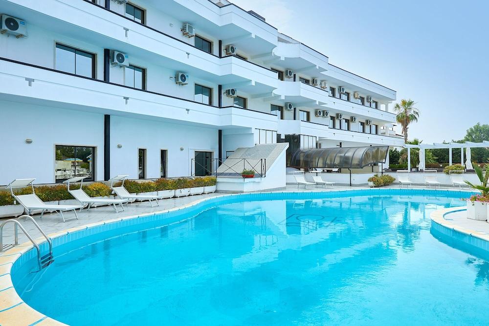 Hotel Club Clorinda Nuova Gestione 2024 Paestum Exterior photo